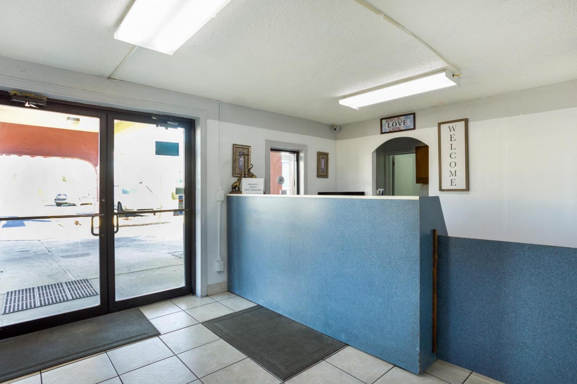 Oyo Hotel Pensacola I-10 & Hwy 29 Ferry Pass Luaran gambar